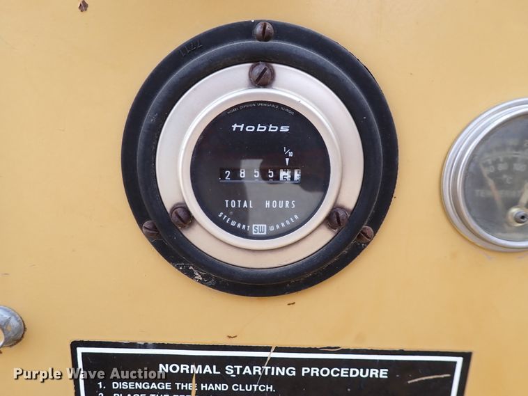 image for item DC4156 1989 Vermeer BC1250  wood chipper