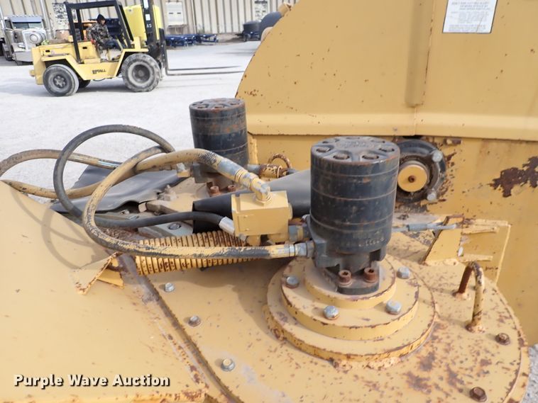 image for item DC4156 1989 Vermeer BC1250  wood chipper