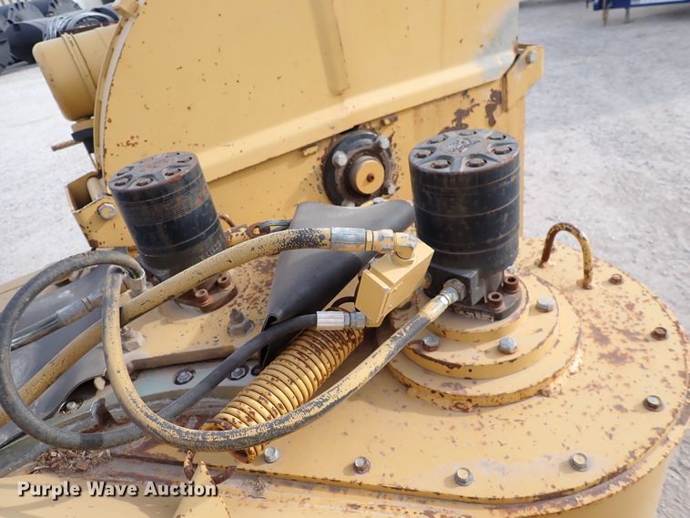 image for item DC4156 1989 Vermeer BC1250  wood chipper