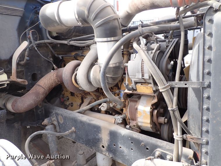 image for item DC4157 1990 Freightliner  flatbed truck