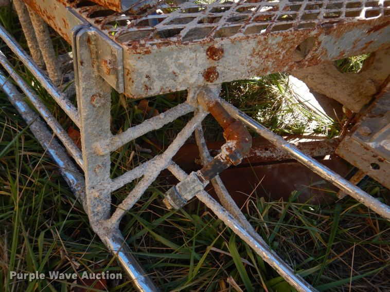 image for item DE7377 Razorback  power trowel