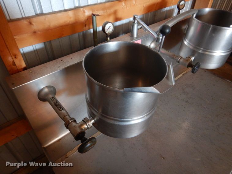 image for item DE7437 Restraunt equipment