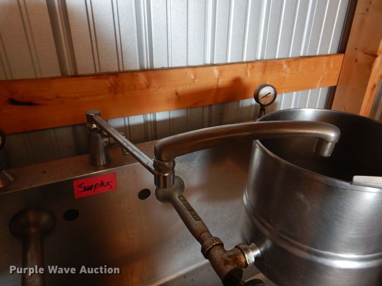 image for item DE7437 Restraunt equipment