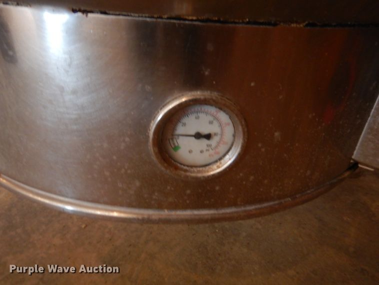 image for item DE7437 Restraunt equipment