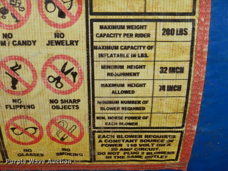 image for item DH7319 Bounce house