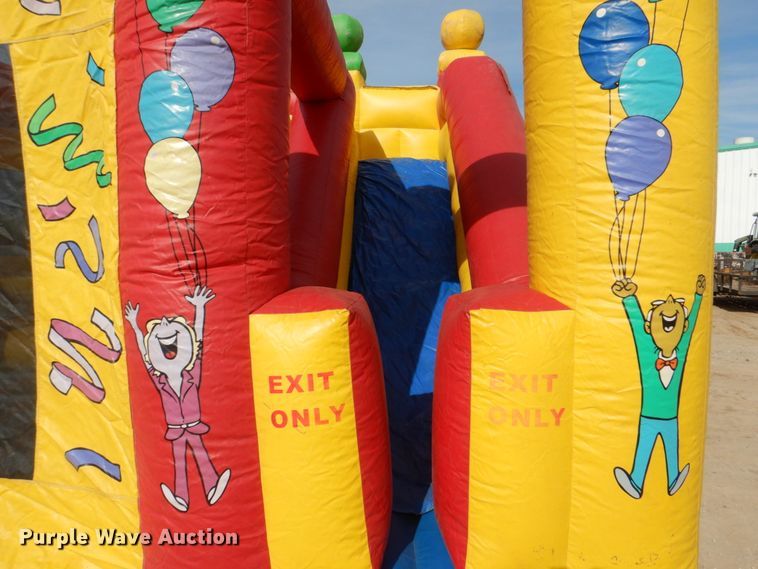 image for item DH7320 Super Kids Clubhouse bounce house