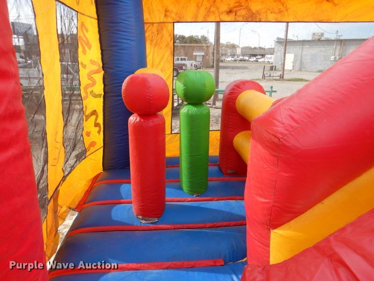 image for item DH7320 Super Kids Clubhouse bounce house