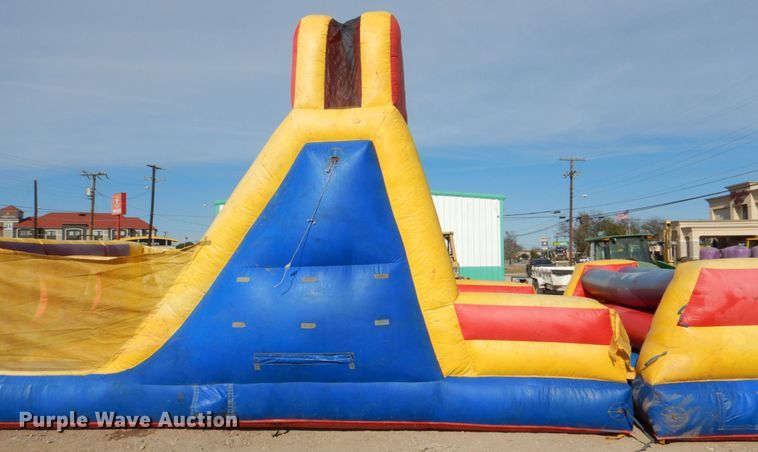 image for item DH7321 Obstacle course bounce house