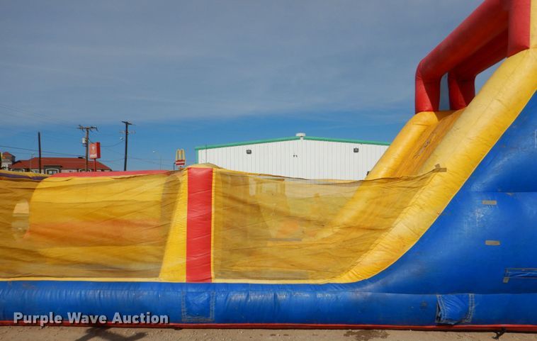 image for item DH7321 Obstacle course bounce house