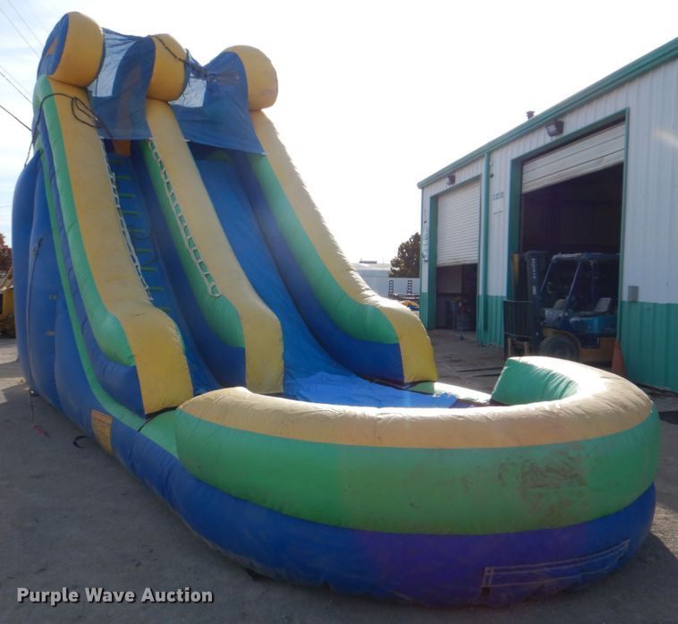 image for item DH7322 Slide bounce house