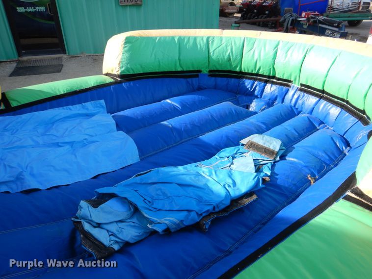 image for item DH7322 Slide bounce house