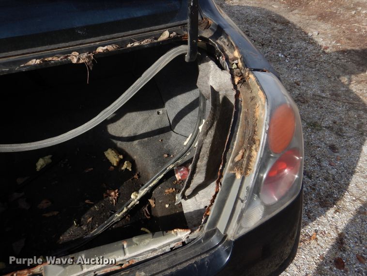 image for item DH8072 2003 Nissan Altima 3.5 SE