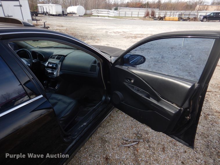 image for item DH8072 2003 Nissan Altima 3.5 SE