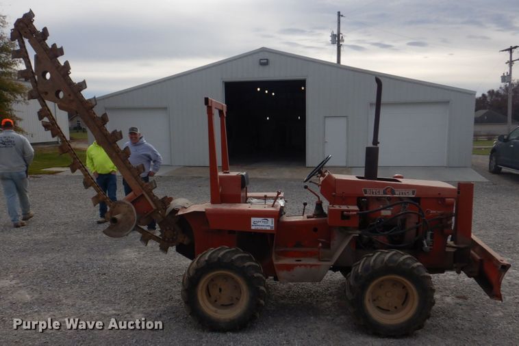 image for item DH8075 1973 Ditch Witch R40  trencher