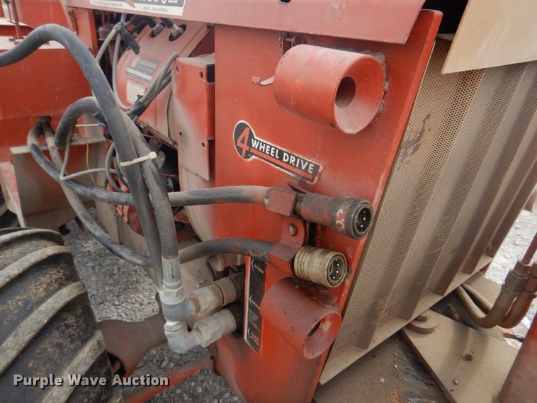 image for item DH8075 1973 Ditch Witch R40  trencher