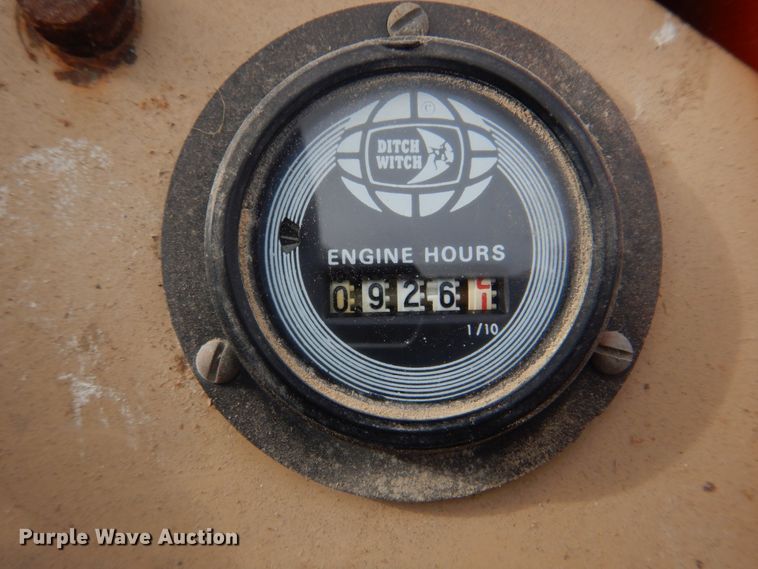 image for item DH8075 1973 Ditch Witch R40  trencher