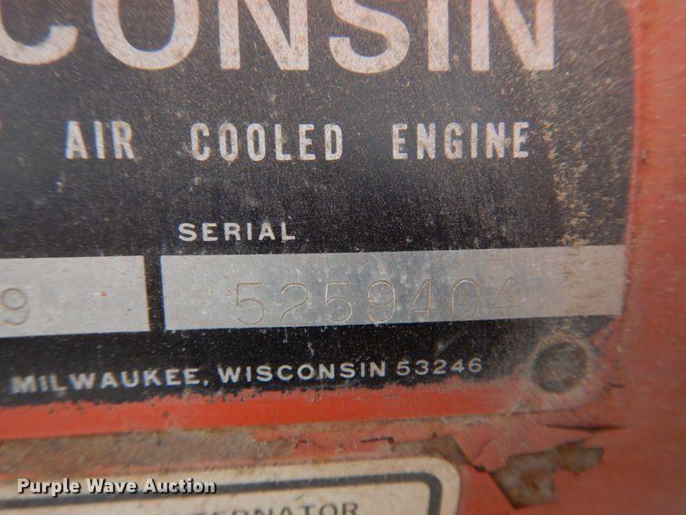 image for item DH8075 1973 Ditch Witch R40  trencher