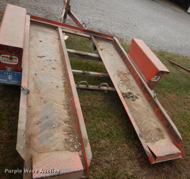 image for item DH8075 1973 Ditch Witch R40  trencher