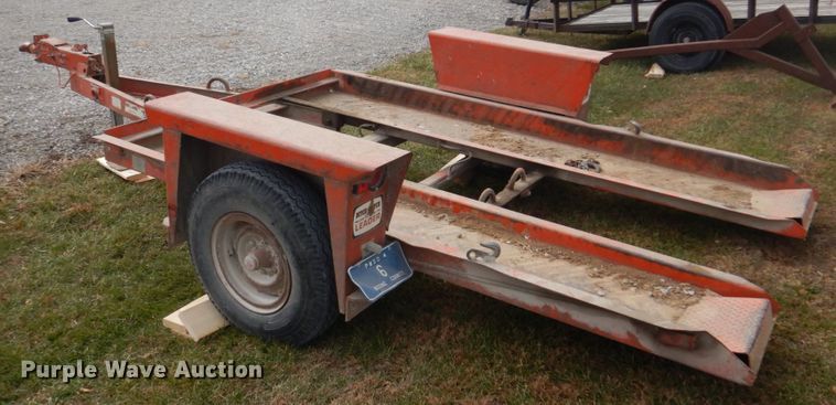 image for item DH8075 1973 Ditch Witch R40  trencher