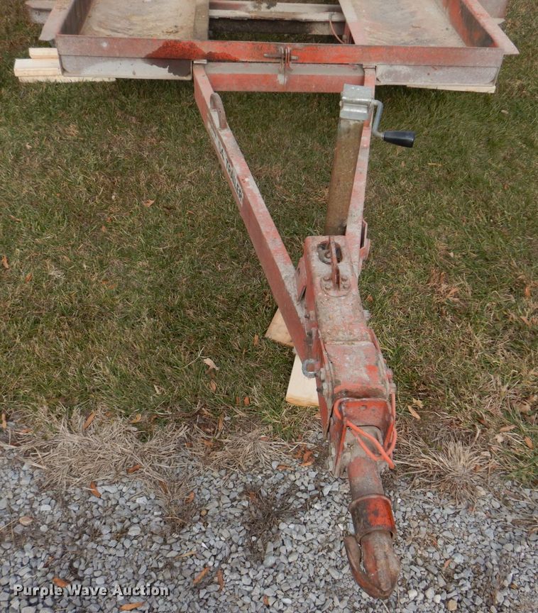 image for item DH8075 1973 Ditch Witch R40  trencher