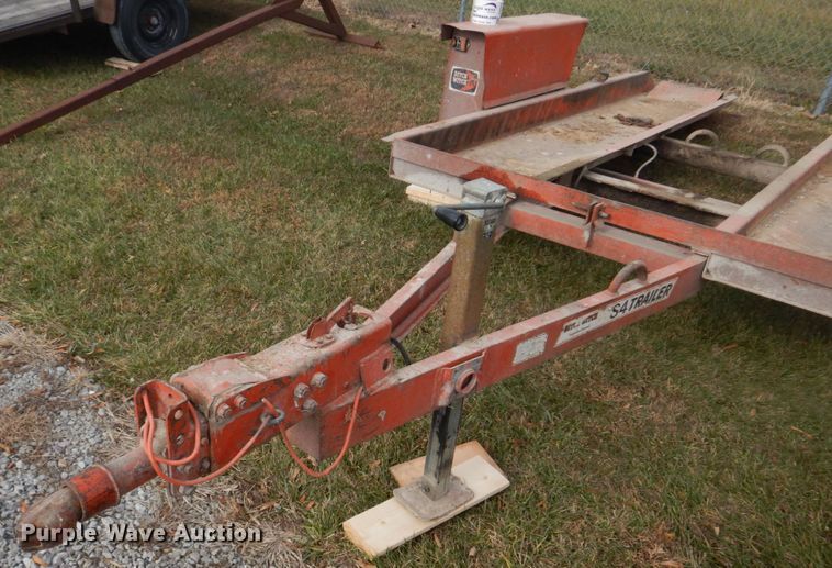 image for item DH8075 1973 Ditch Witch R40  trencher