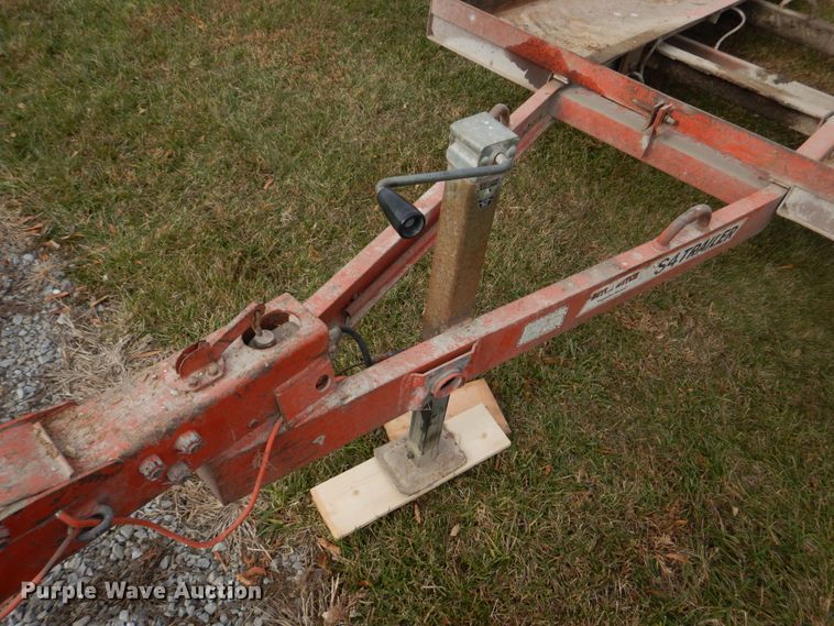 image for item DH8075 1973 Ditch Witch R40  trencher