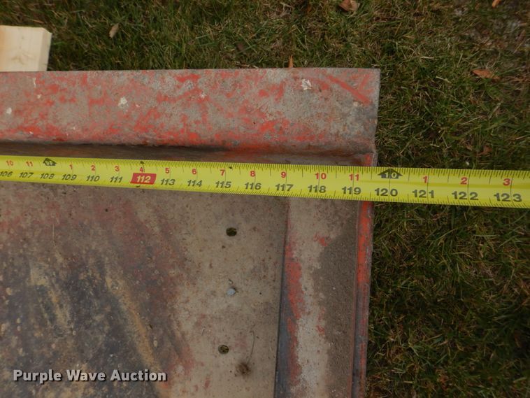 image for item DH8075 1973 Ditch Witch R40  trencher