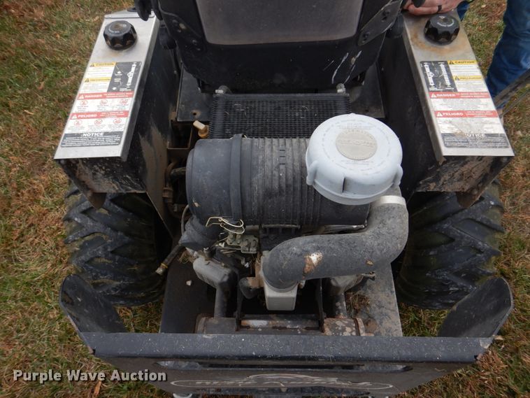 image for item DH8079 Dixie Chopper Silver Eagle HP  ZTR lawn mower