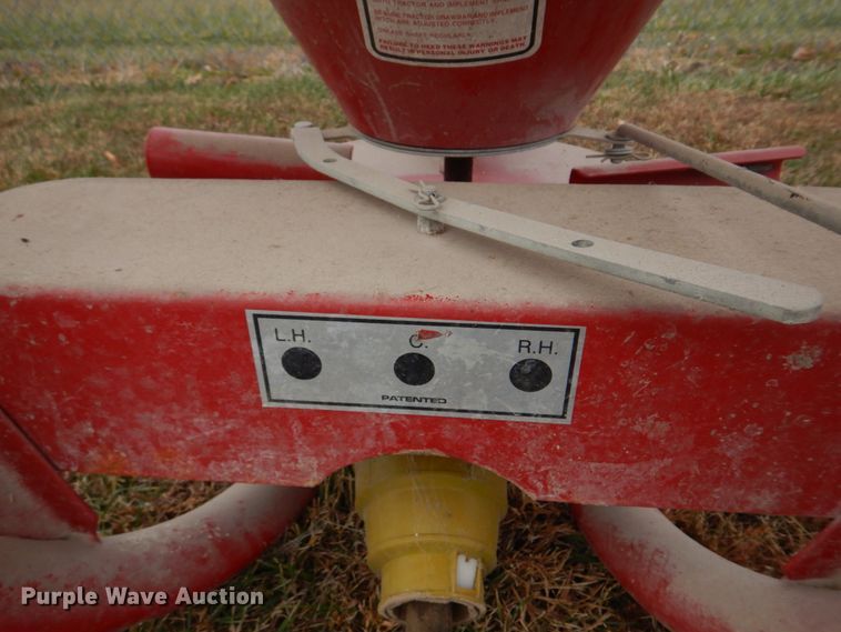 image for item DH8081 Agrex  spreader