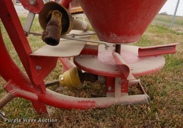 image for item DH8081 Agrex  spreader