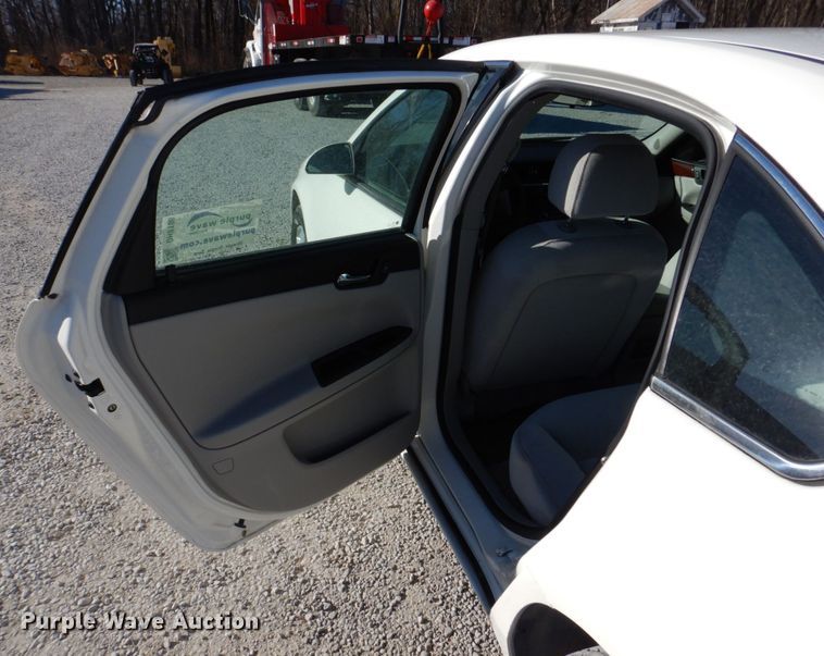 image for item DH8108 2007 Chevrolet Impala LS