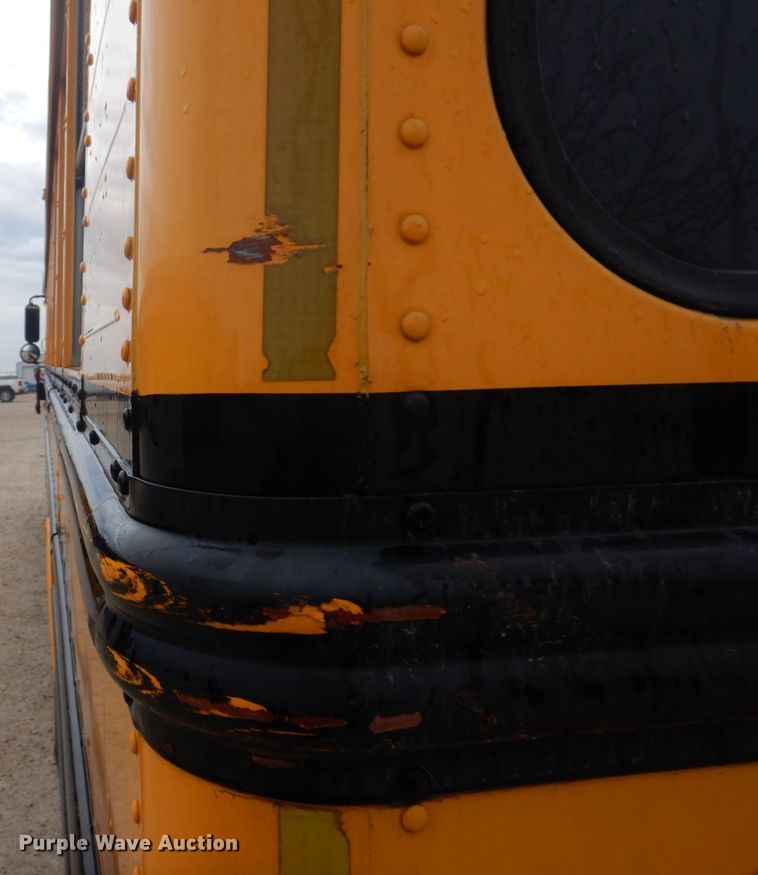 image for item DH8122 2002 Freightliner  Thomas Built school bus