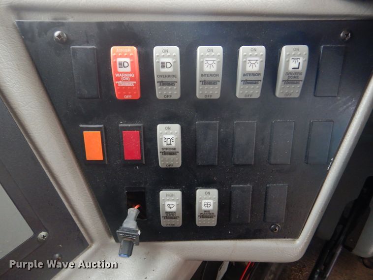 image for item DH8122 2002 Freightliner  Thomas Built school bus