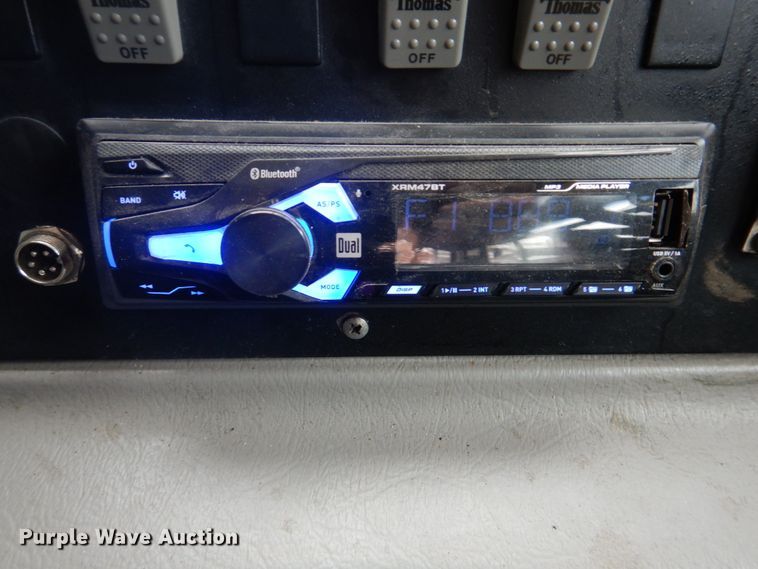 image for item DH8122 2002 Freightliner  Thomas Built school bus