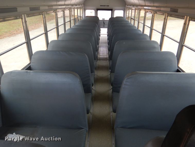 image for item DH8122 2002 Freightliner  Thomas Built school bus