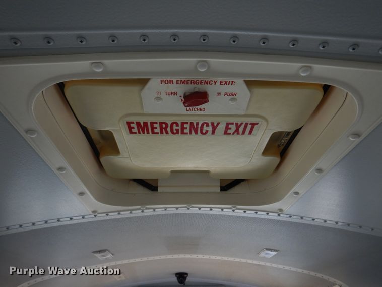 image for item DH8122 2002 Freightliner  Thomas Built school bus