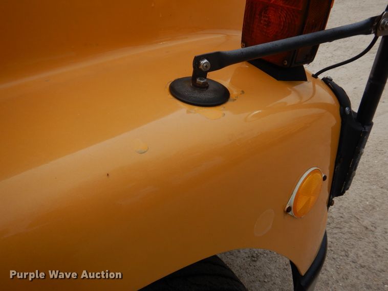 image for item DH8123 2003 Freightliner  Thomas Built school bus