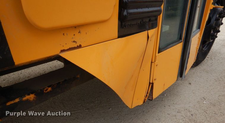 image for item DH8123 2003 Freightliner  Thomas Built school bus