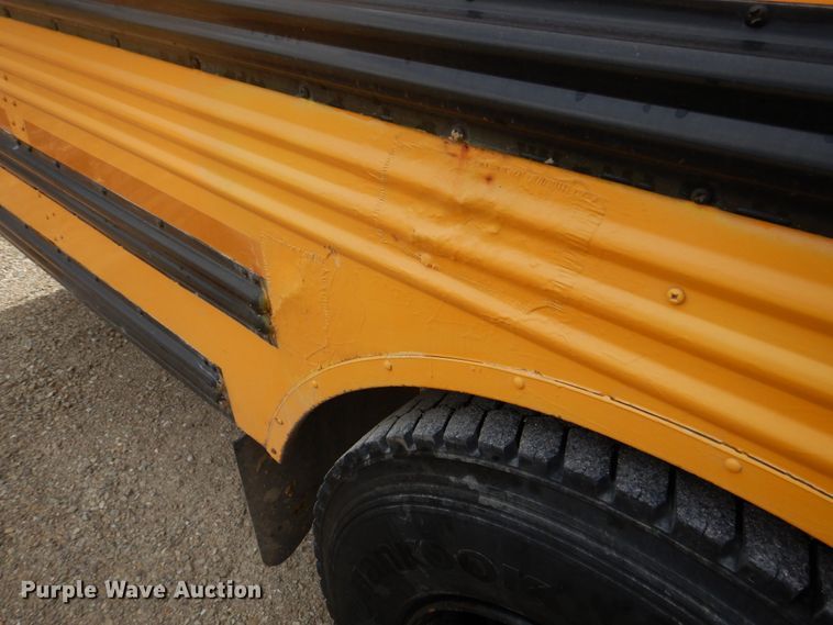 image for item DH8123 2003 Freightliner  Thomas Built school bus