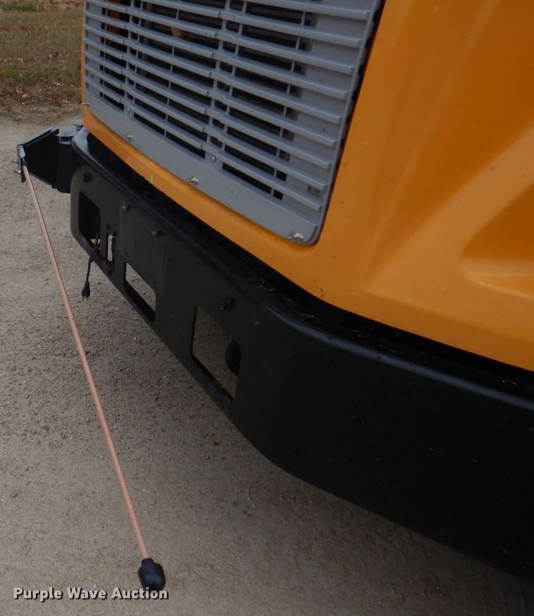 image for item DH8123 2003 Freightliner  Thomas Built school bus