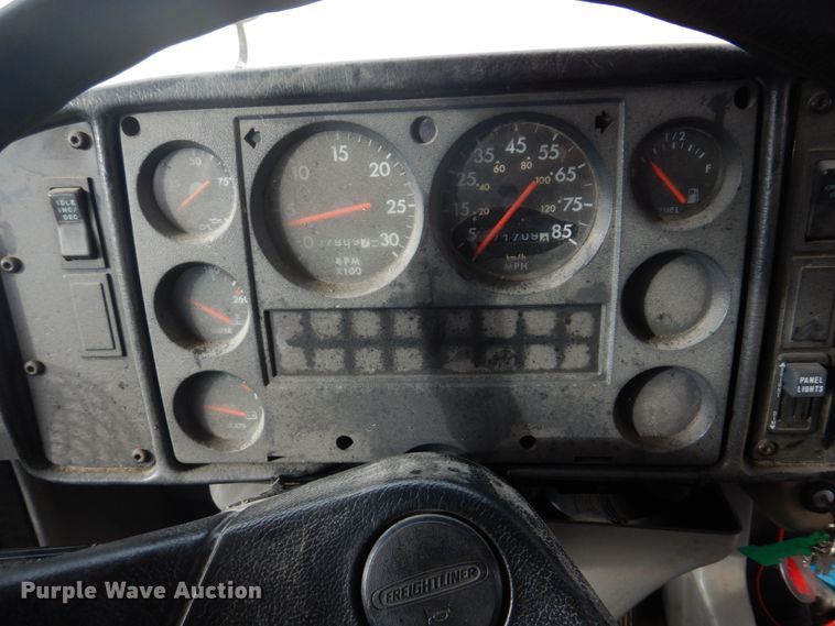 image for item DH8123 2003 Freightliner  Thomas Built school bus