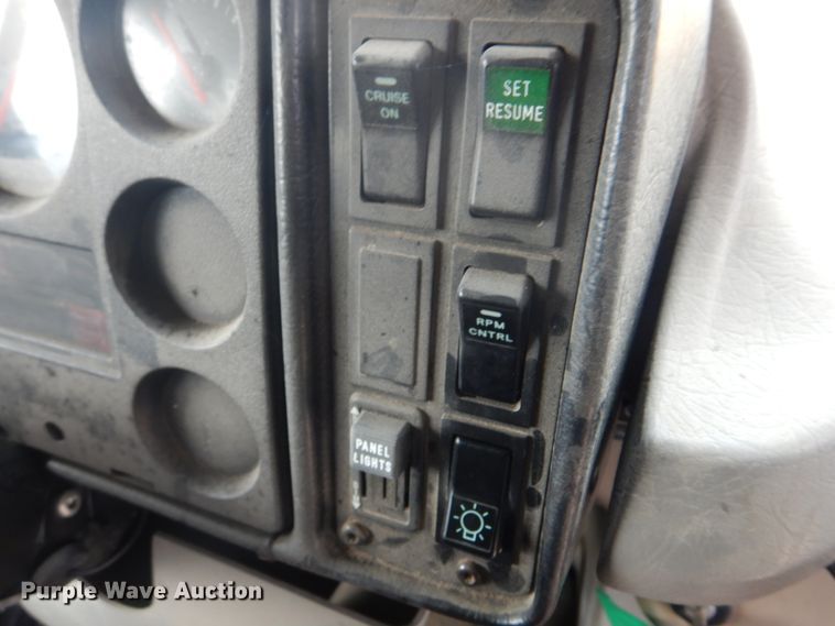 image for item DH8123 2003 Freightliner  Thomas Built school bus