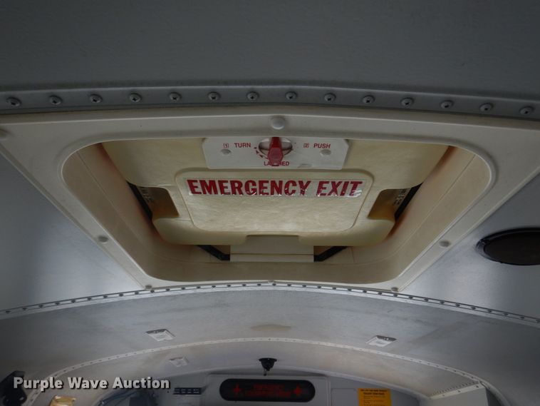 image for item DH8123 2003 Freightliner  Thomas Built school bus