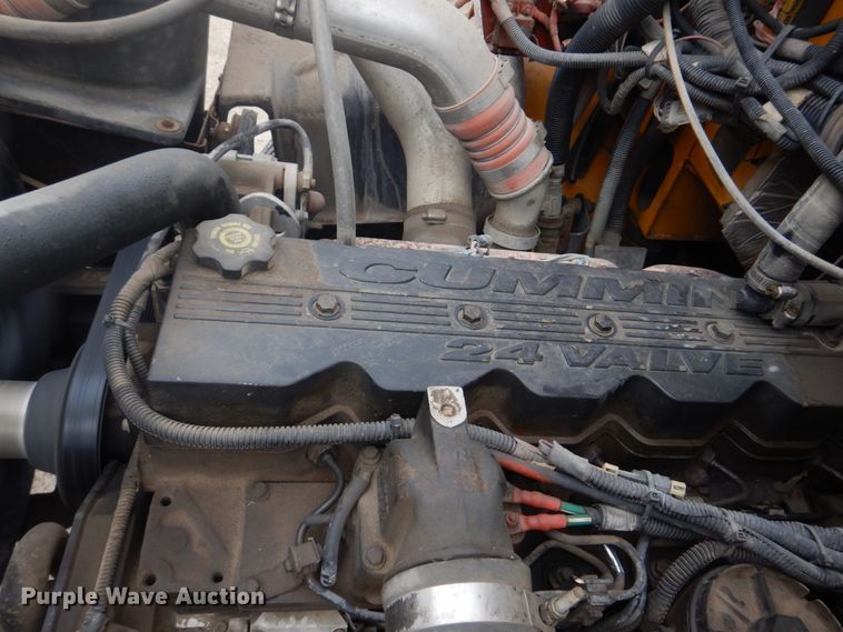 image for item DH8123 2003 Freightliner  Thomas Built school bus