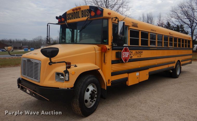 image for item DH8124 2003 Freightliner  Thomas Built school bus