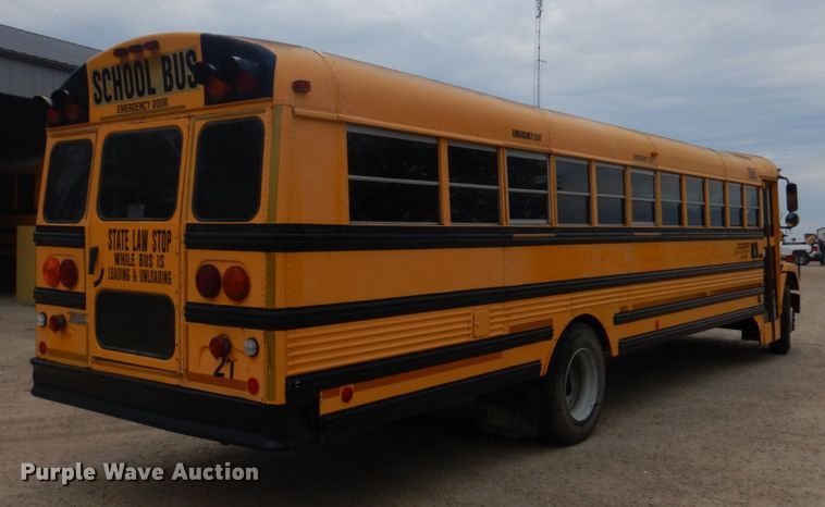 image for item DH8124 2003 Freightliner  Thomas Built school bus