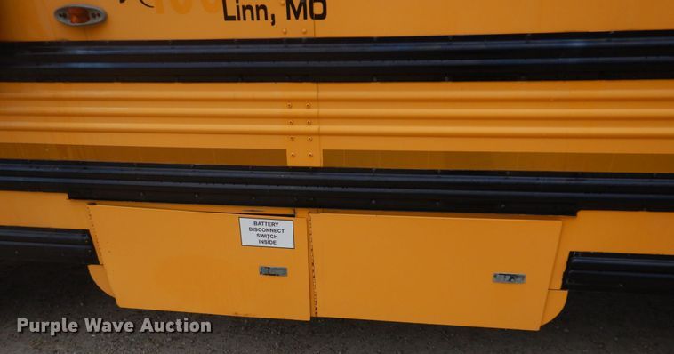 image for item DH8124 2003 Freightliner  Thomas Built school bus