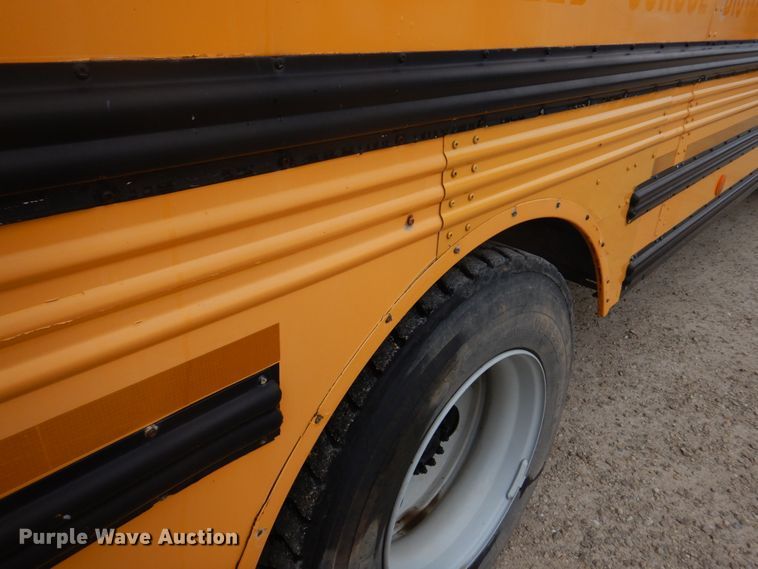 image for item DH8124 2003 Freightliner  Thomas Built school bus