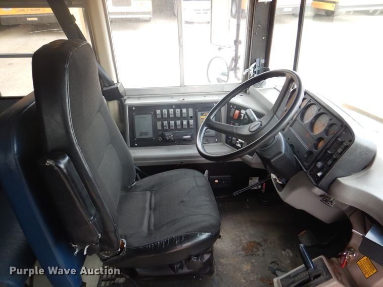 image for item DH8124 2003 Freightliner  Thomas Built school bus