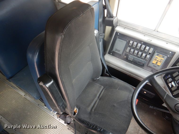 image for item DH8124 2003 Freightliner  Thomas Built school bus